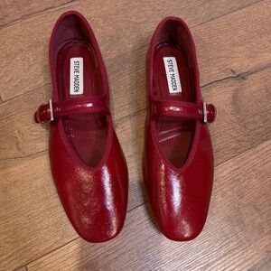 Steve Madden Judee red flat Mary Jane ballet square toe Size 7 1/2